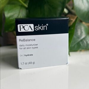 ReBalance Daily Moisturizer - Black and White